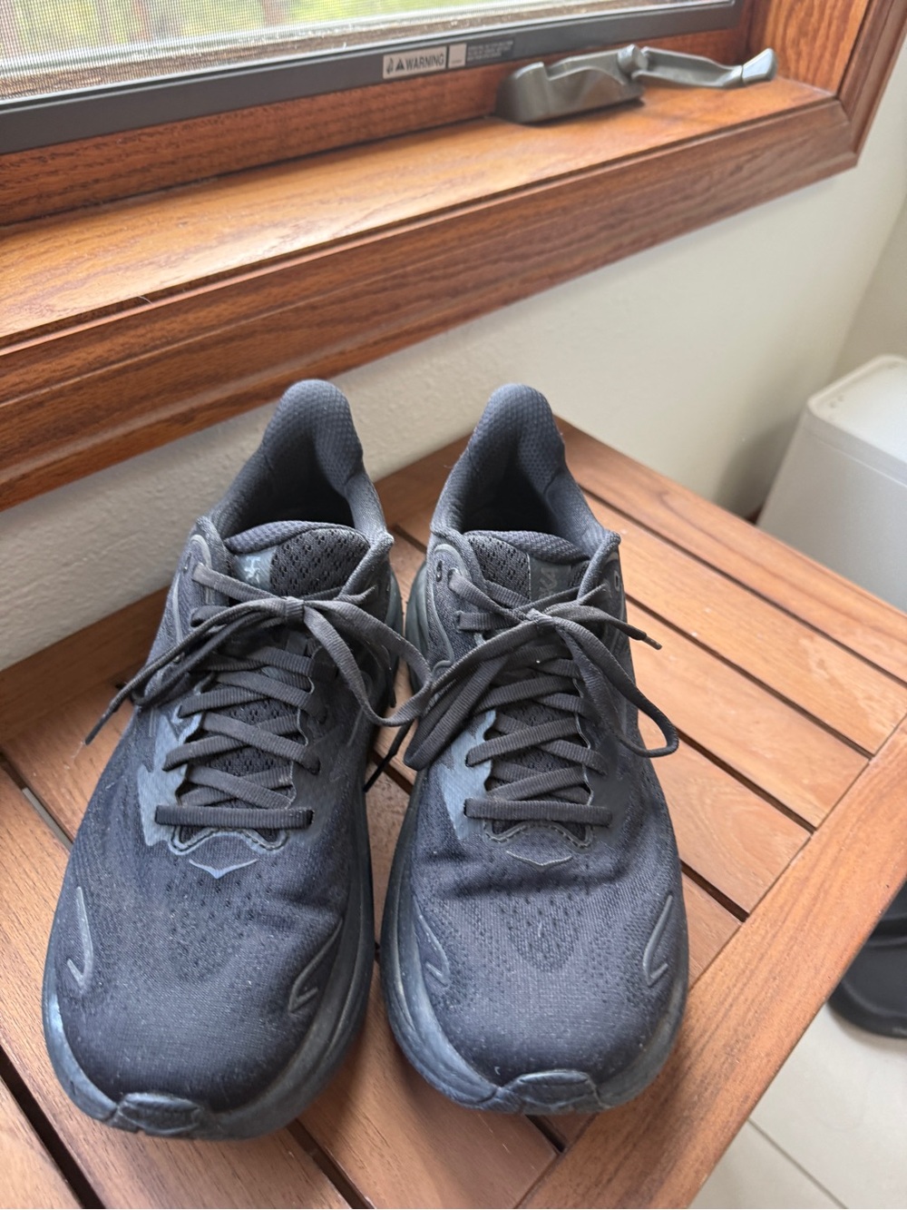 Hoka One One Women's Clifton Black Sneakers